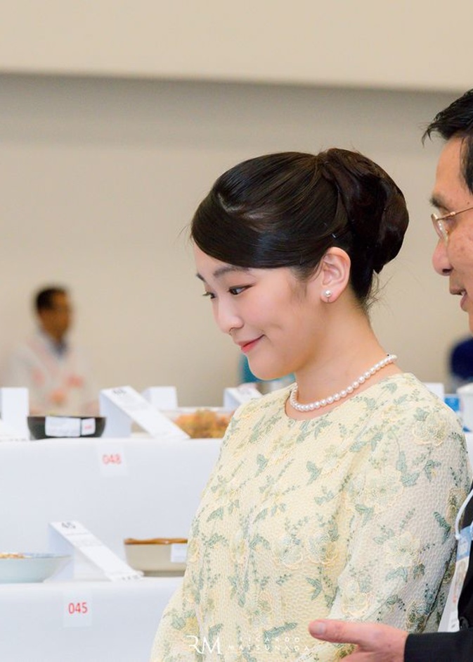 الأميرة ماكو رفضت منحة زواجها المالية منذ عام 2014