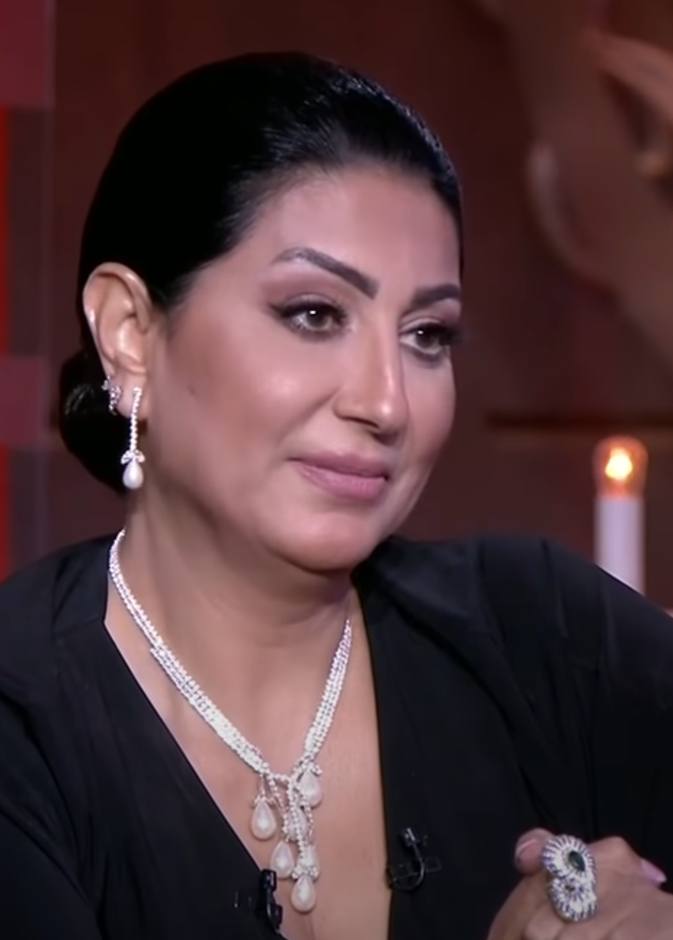 وفاء عامر- صورة من برنامج "الحكاية"