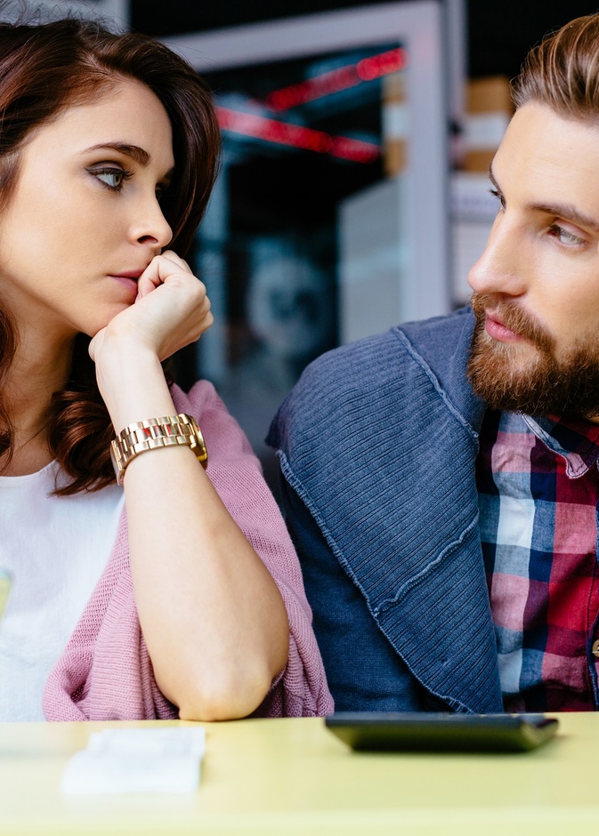 7 عادات سيئة تدمر الثقة بين الزوجين