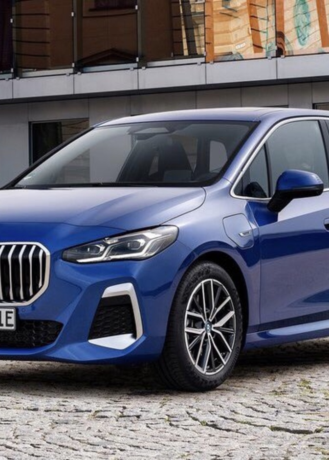 Active Tourer أكثر سيارات بي إم دبليو العائلية تميزا