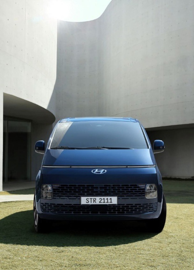 ستاريا الجديدة من هيونداي تصل أسواق الشرق الأوسط