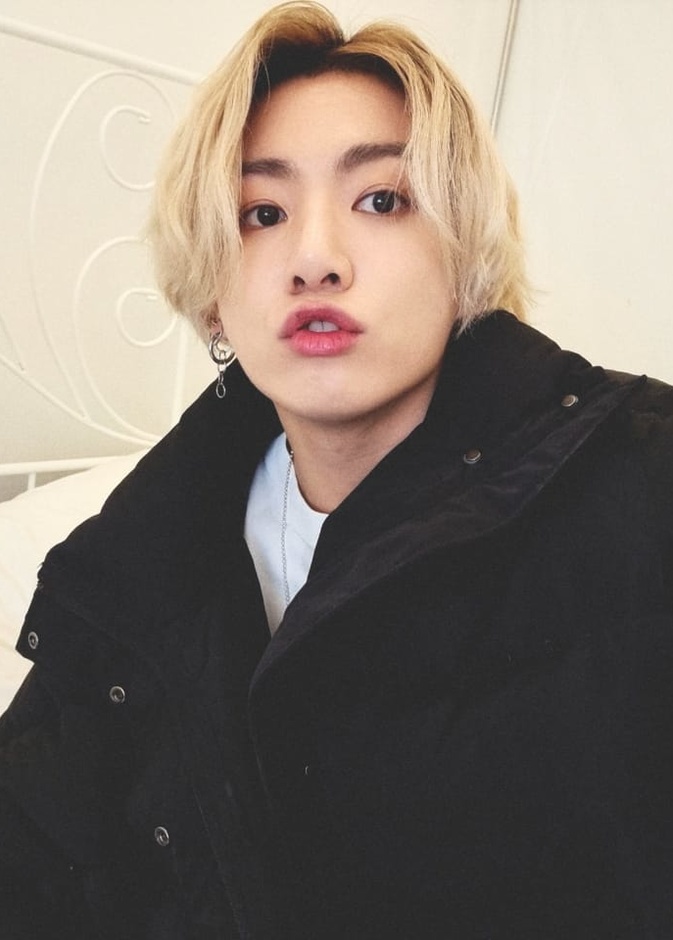 جونغ كوك نجم فرقة BTS يحطم الرقم القياسي على تويتر في 5 تغريدات