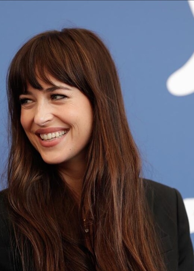 كريس مارتن يعترف بحبه لـ داكوتا جونسون