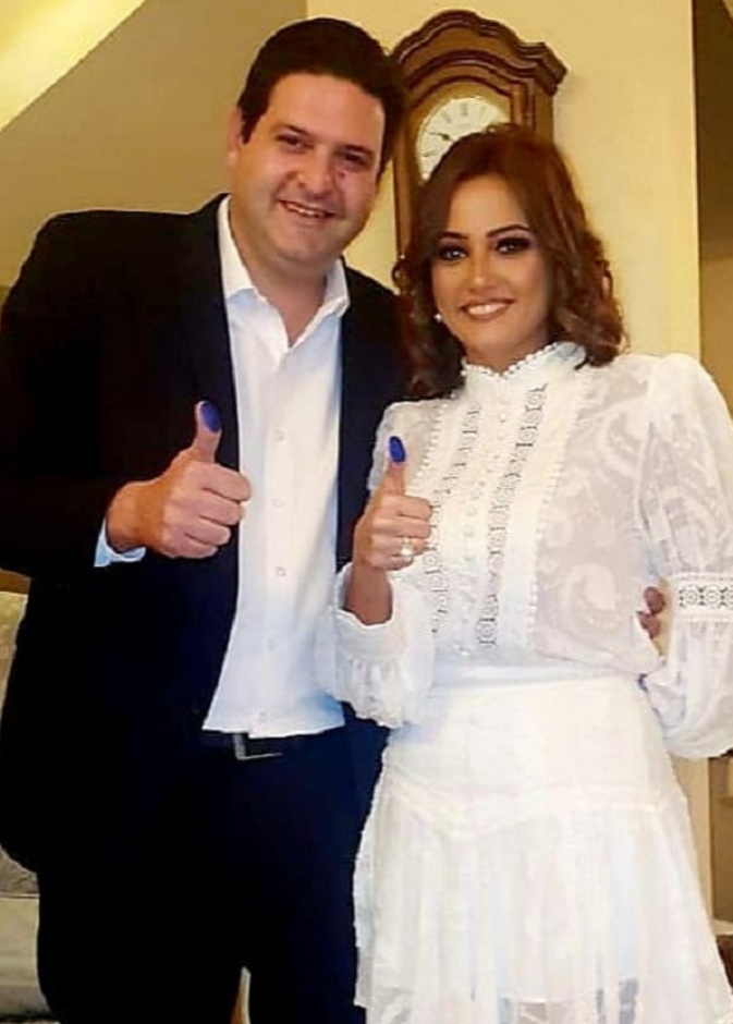 بشرى وزوجها