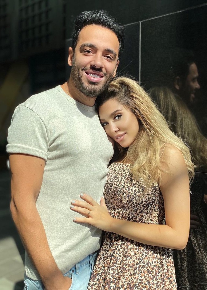 رامي جمال وزوجته