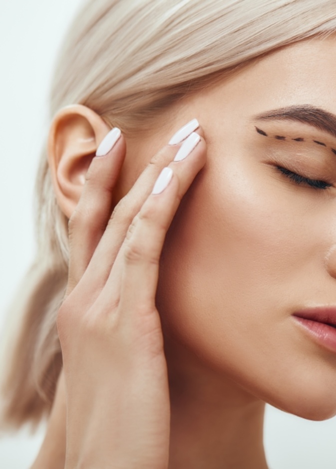 أهم النصائح بعد عملية شد الجفون وأهم مميزاتها