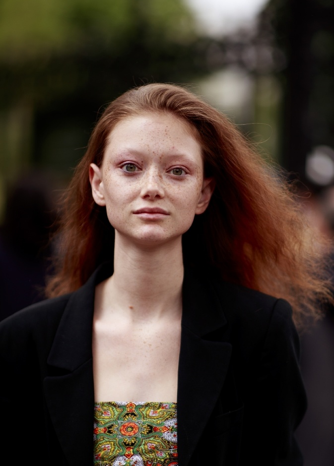 صيحات جمالية ملفتة بأسلوب الستريت ستايل لخريف 2021