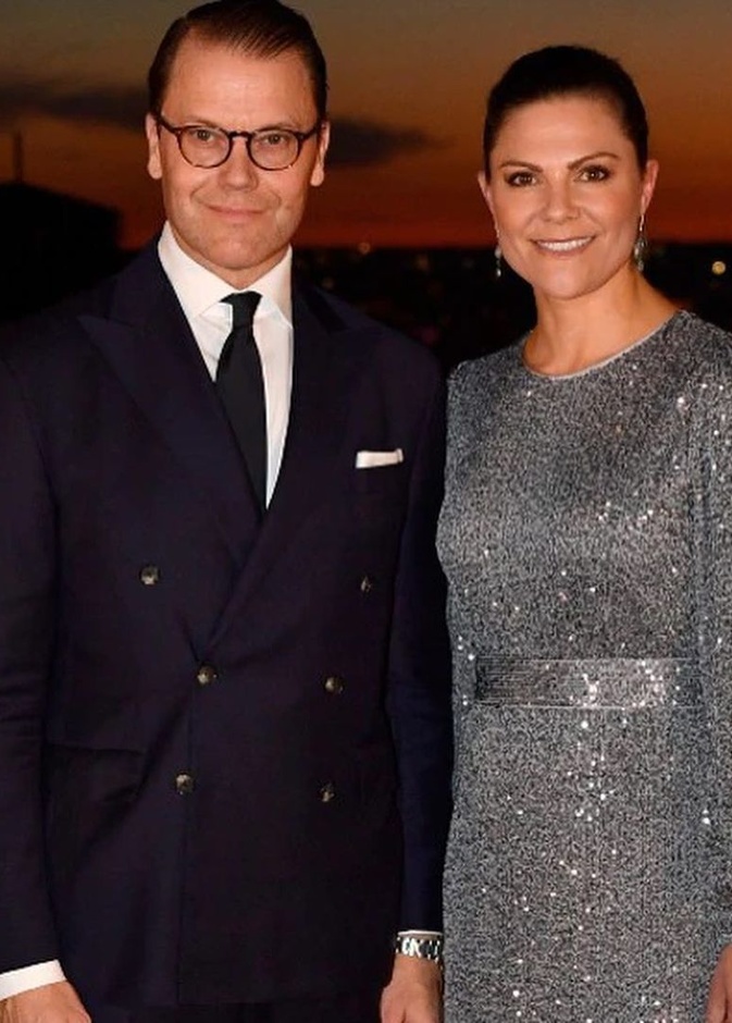 الأميرة فيكتوريا والأمير دانيال يحضران حفل عشاء في روما