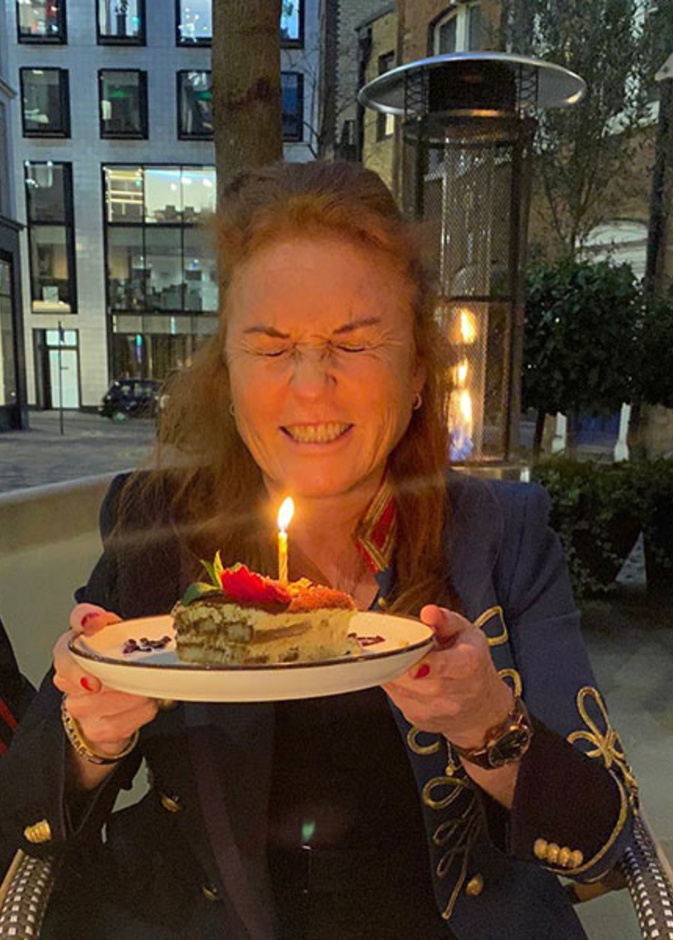 دوقة يورك تنشر صورة من حفل عيد ميلادها