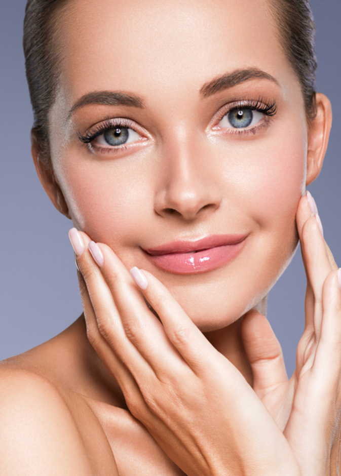 نصائح جمالية لبشرة مشرقة أثناء العلاج الكيميائي لدعم مريضات سرطان الثدي