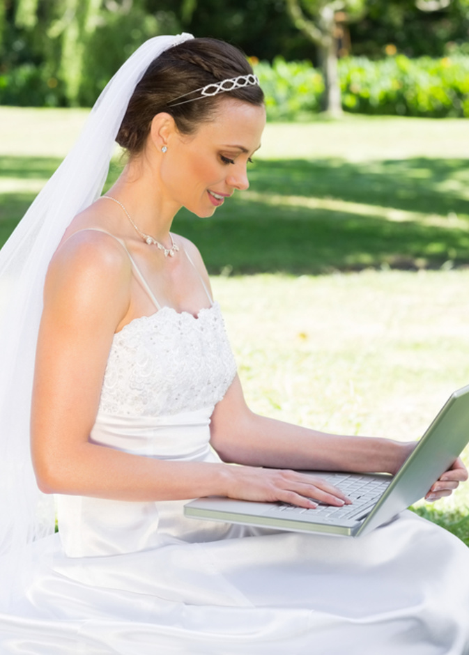 عروس ترفض دعوة شقيقتها لحفل زفافها،ما السبب؟