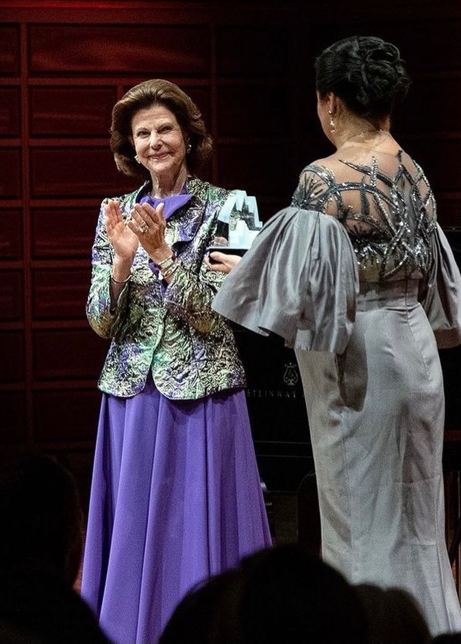 الملكة سيلفيا Polar Music تسلم جائزة الموسيقية