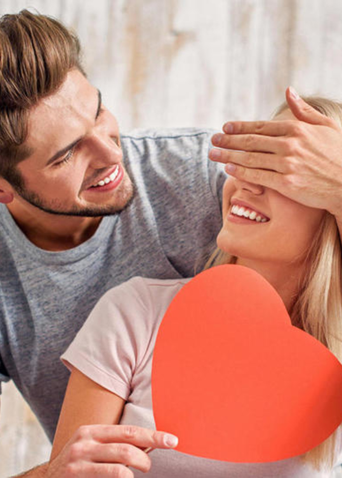 ايجابيات الزواج من الرجل الرومانسي