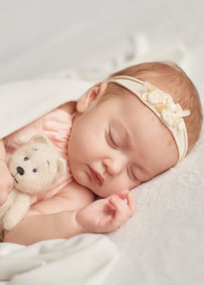 اسماء مواليد بنات تبدأ بحرف النون ومعانيها