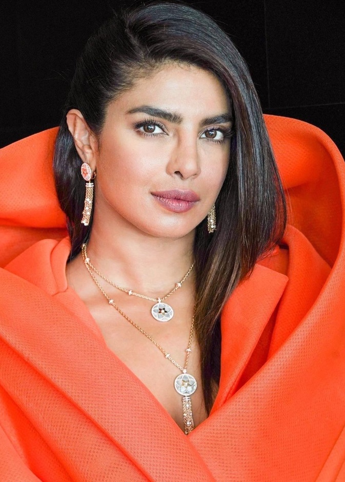 بريانكا شوبرا بمجوهرات بولغري