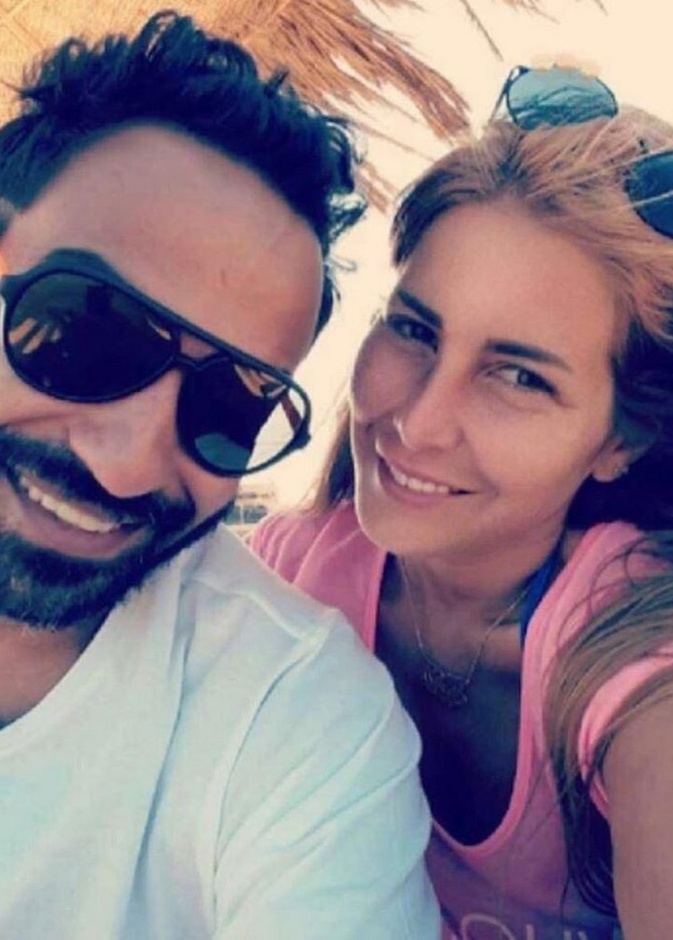 تزوج احمد فهمي منة حسين فهمي طليقة الفنان شريف رمزي ثم تطلقا