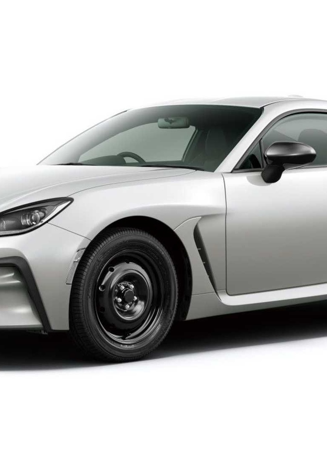 تويوتا تكشف النقاب عن سيارتها GR 86 الجديدة