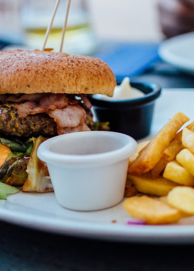 الوجبات السريعة وعلاقتها بمرض السكري