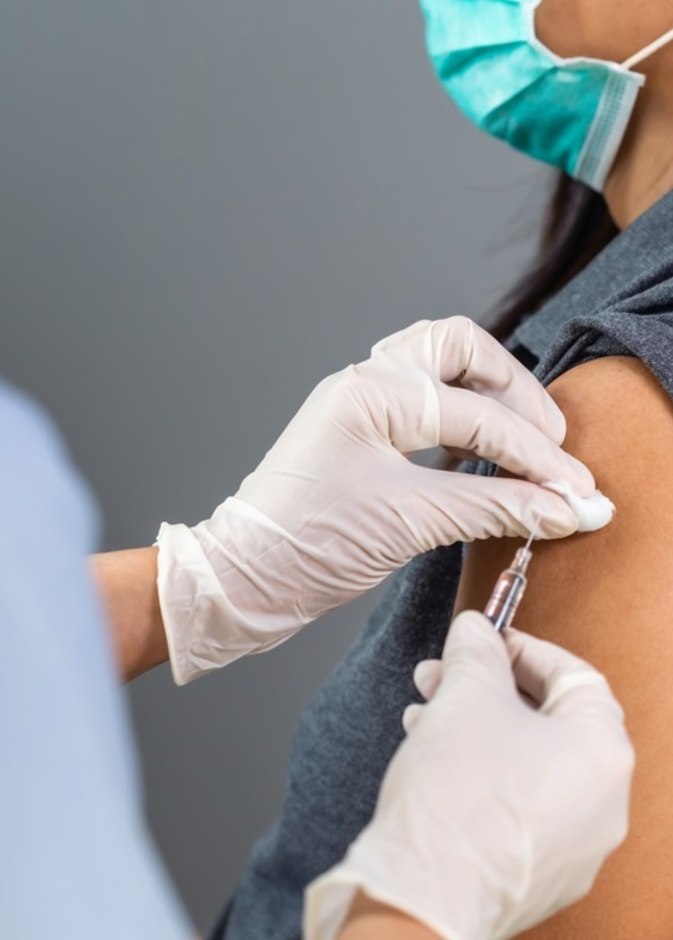 5 اطعمة يجب الاكثار من تناولها بعد تلقي لقاح كورونا