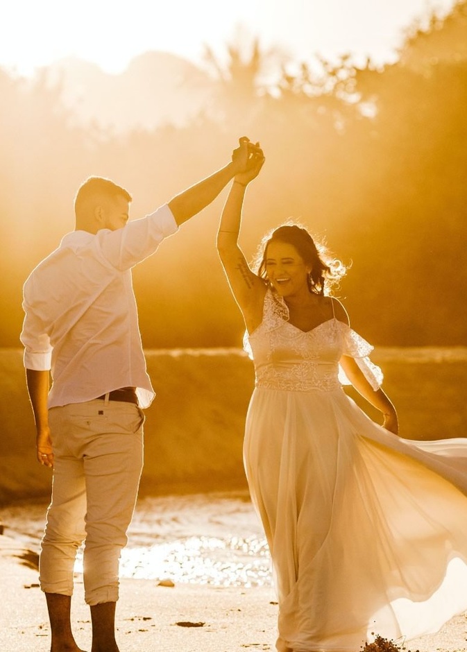 ردة فعل صادمة من عريس تجاه والدته في حفل الزفاف من على تويتر