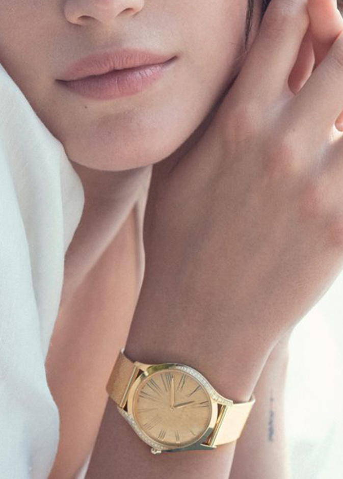 ساعات ناعمة وأنيقة لاطلالة العمل