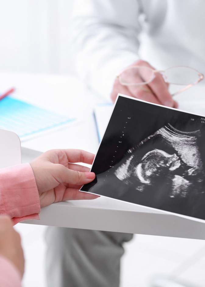 كيف تكون نسبة هرمون الحمل حتى يظهر كيس الحمل