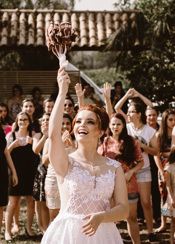 عروس تطلب من كل ضيف في حفل زفافها 150 دولارا Allef Vinicius