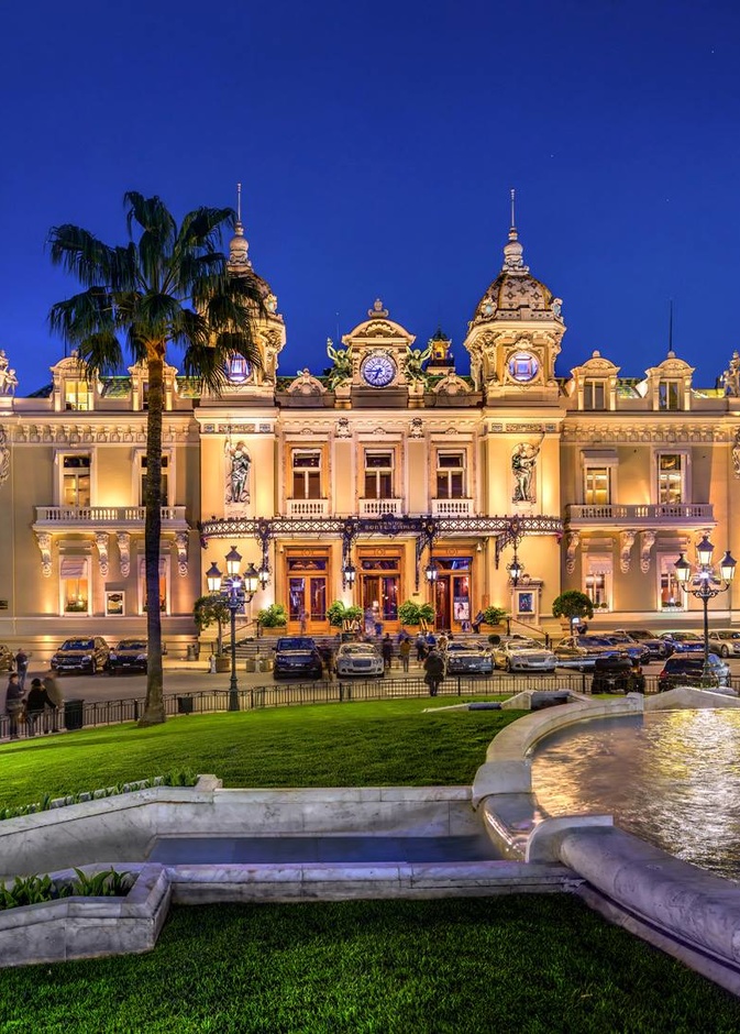 فندق شاطئ مونت كارلو Monte Carlo Beach-unsplash