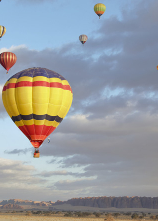 مناطيد العلا.. تجربة خيالية بتعيش فيها أروع اللحظات- المصدر روح السعودية