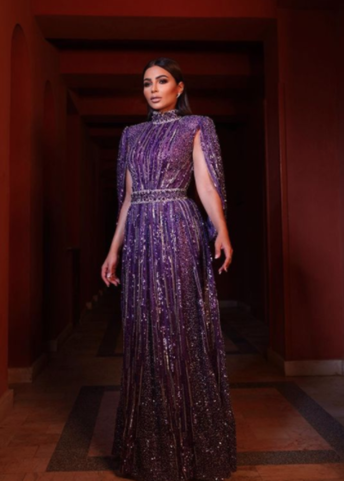 في اليوم الوطني الاماراتي تعرفي على نجمات الخليج الأكثر أناقة