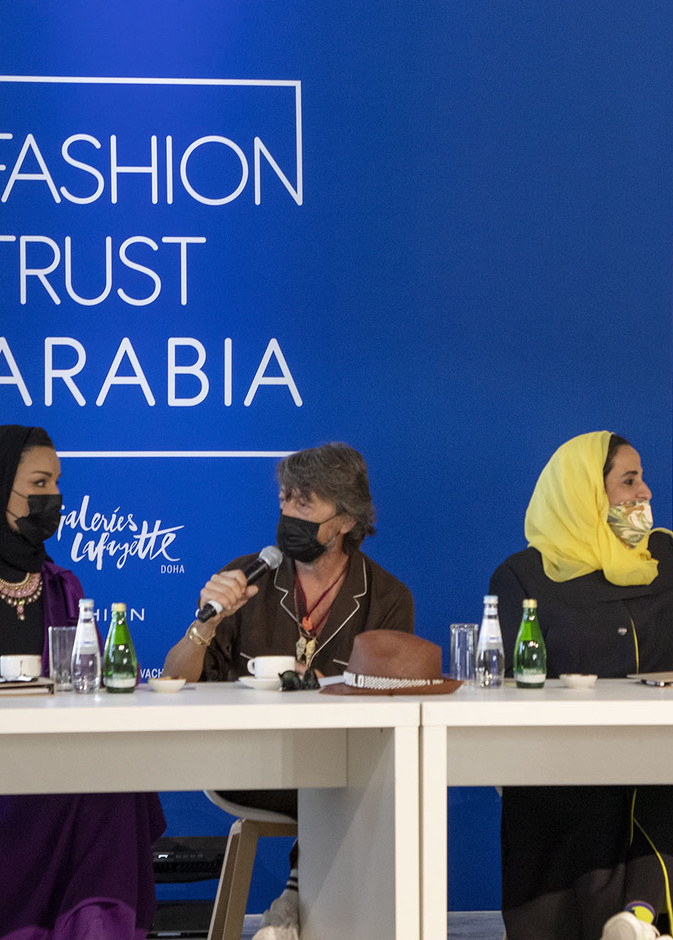 هنأت مؤسسة فاشن ترست أرابيا Fashion Trust Arabia الفائزين في حفل توزيع الجوائز لعام 2021