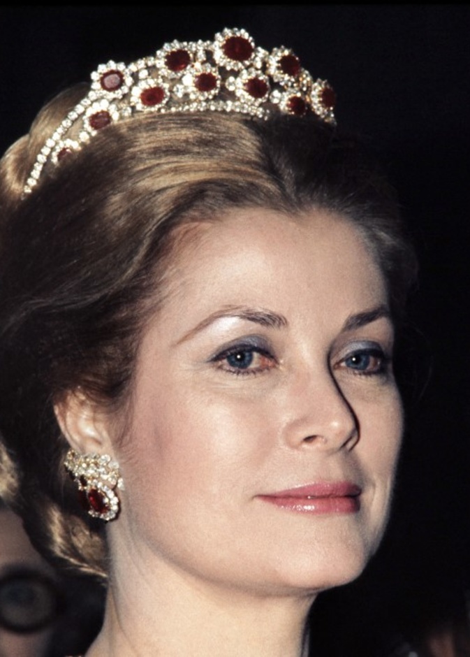 بتوقيع كارتييه Cartier.. تعرفي على أفخم المجوهرات الماسية الملكية