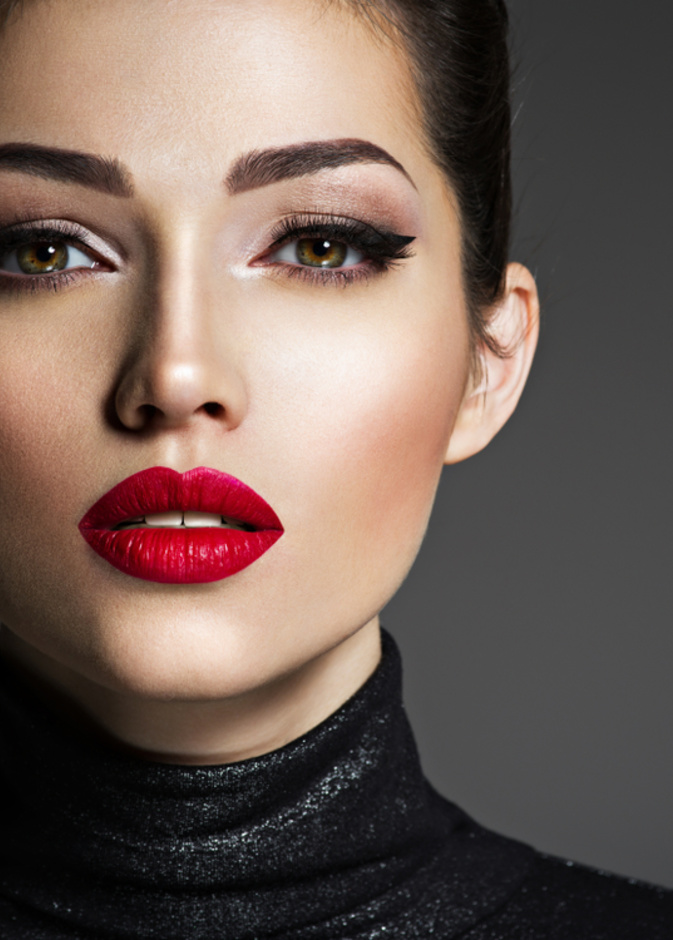  ألوان المكياج المناسبة للبشرة القمحية