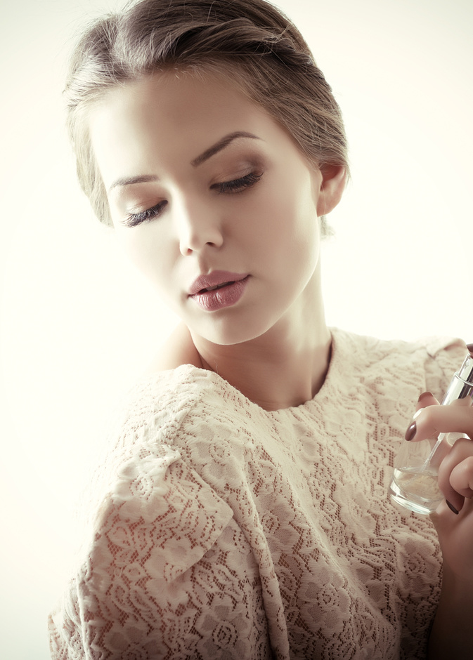 أفضل العطور المناسبة لصاحبات الأبراج الأرضية