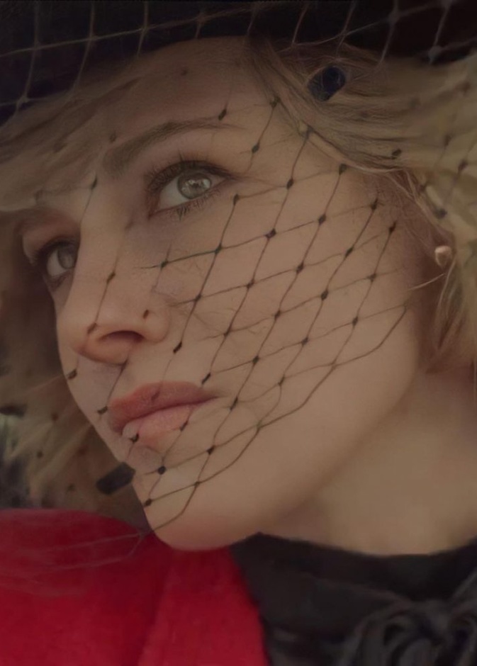 "نصف وزني مجوهرات".. لهذا السبب قالت الأميرة ديانا هذا التعليق في فيلم Spencer