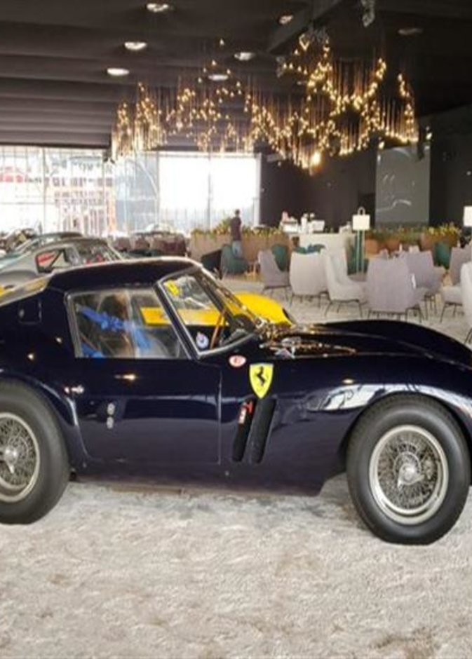 مبيعات هائلة في معرض السيارات بموسم الرياض 2