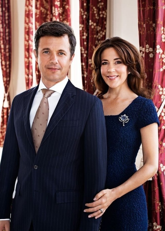 الأمير فريدريك ولي عهد الدنمارك وزوجته الأميرة ماري