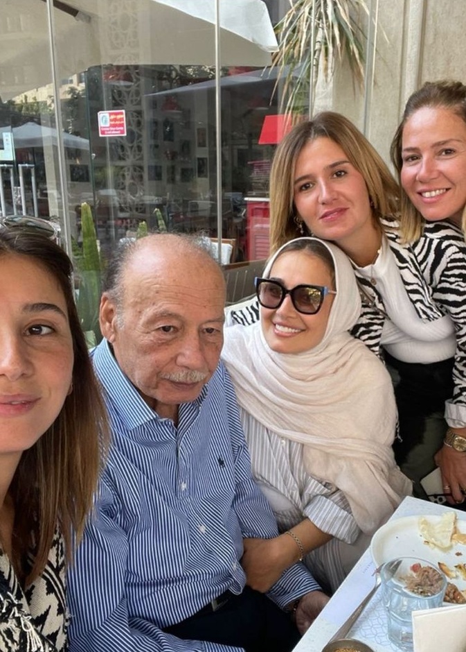 حلا شيحة بأول ظهور لها بالحجاب مع والدها بعد أزمة خلافها معه