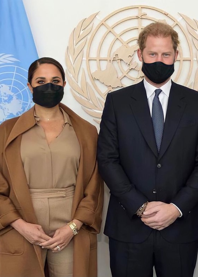 لهذا السبب قرر الأمير هاري وزوجته الابتعاد عن مواقع التواصل