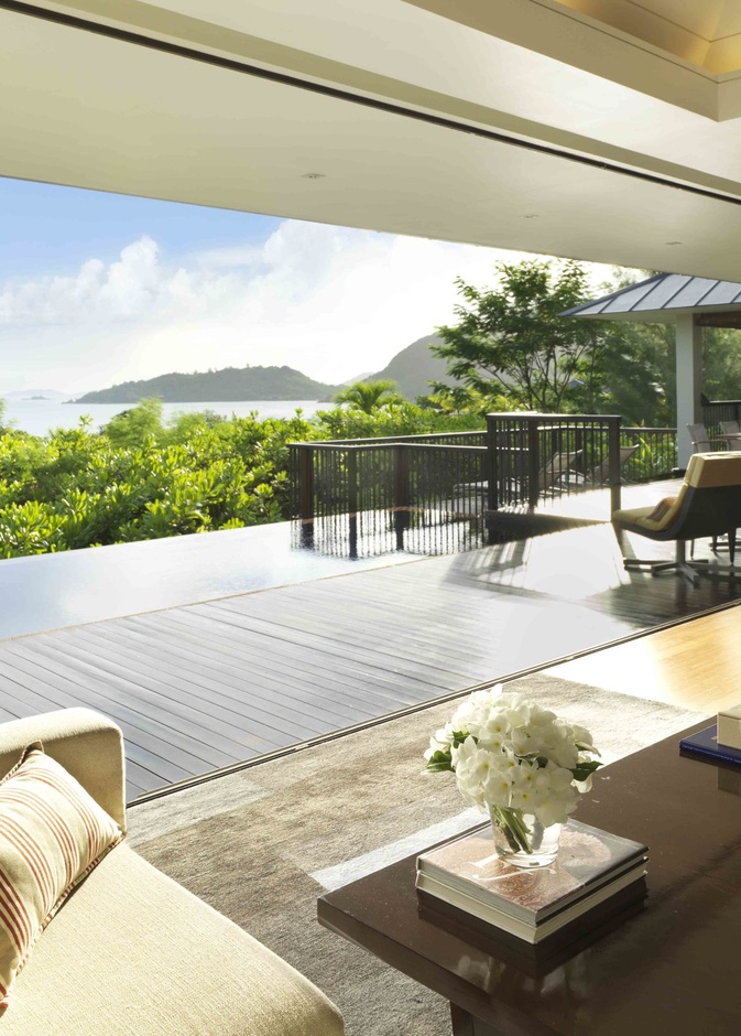 منتجع رافلز سيشل يدعو سكان دولة الإمارات للاحتفال بعطلة العيد الوطني والاستمتاع بتجربة إقامة استثنائية