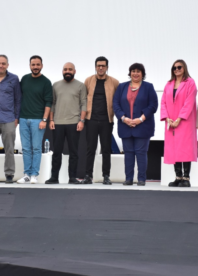 تكريم صناع مسلسل "الاختيار" في مهرجان القاهرة السينمائي