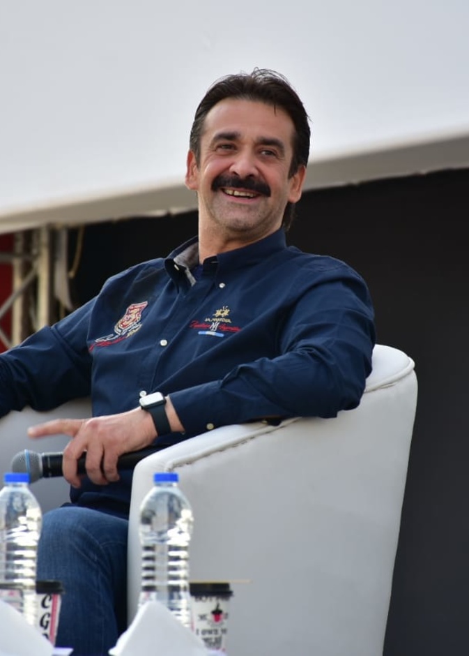 كريم عبد العزيز