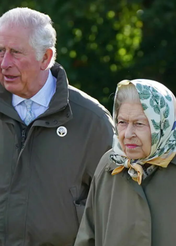 الأمير تشارلز يكشف عن الحالة الصحية للملكة في أحدث ظهور رسمي له في لندن