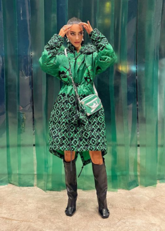 جيسيكا بإطلالة ساحرة لهذا الموسم