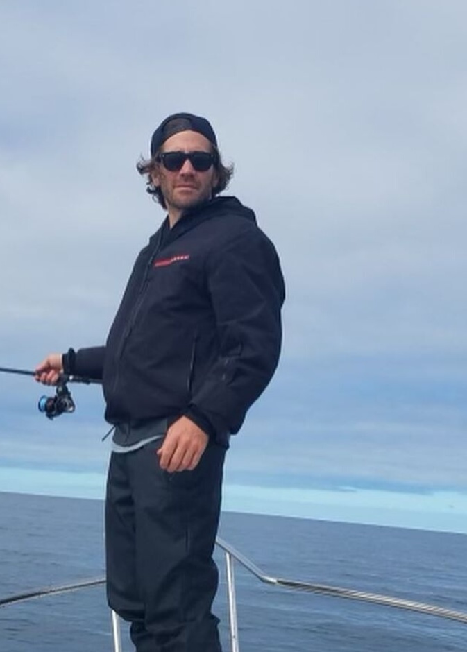 جيك جيلنهال يتصدر الترند بعد طرح ألبوم تايلور سويفت