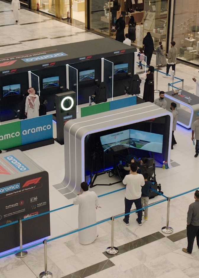 أجهزة محاكاة لسيارات فورمولا1 في الظهران والرياض وجدة