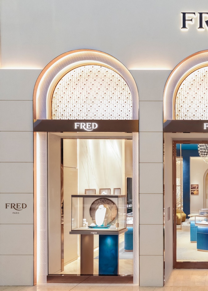دار FRED تفتتح أول بوتيك لها في دبي