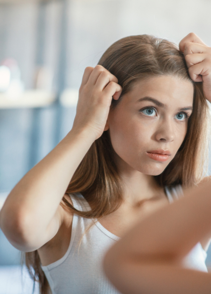 shutterstock_لا بد من علاج مشاكل فروة الرأس قبل الزفاف