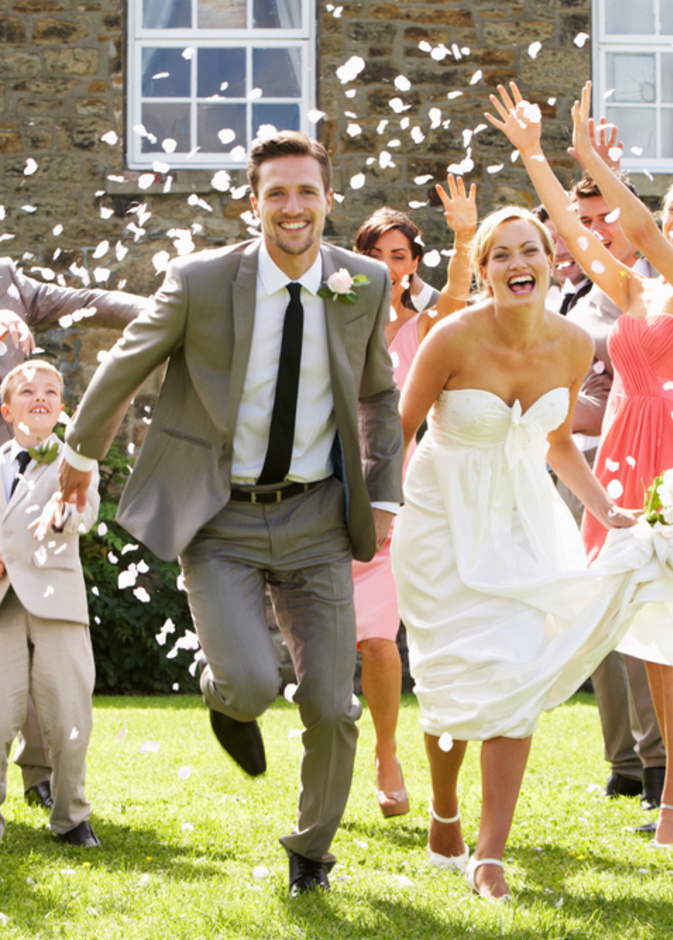 لماذا حرمت عروس طفل عريسها من حضور الزفاف