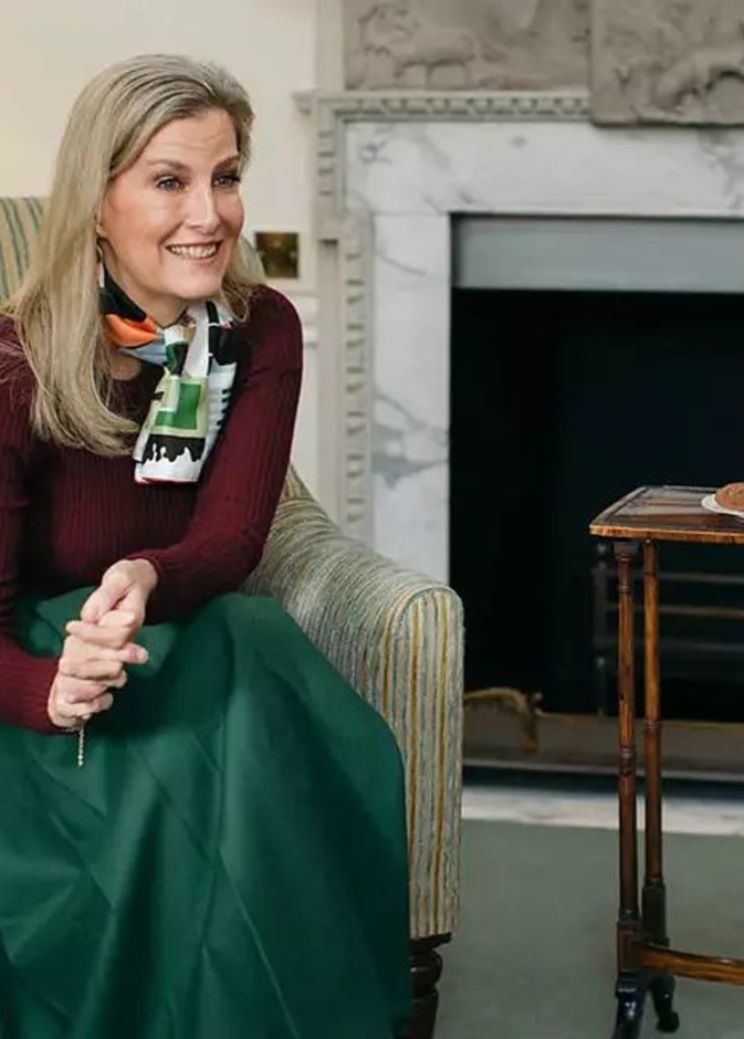 كونتيسة وسكس تستضيف حفل شاي لدعم ضحايا الندوب